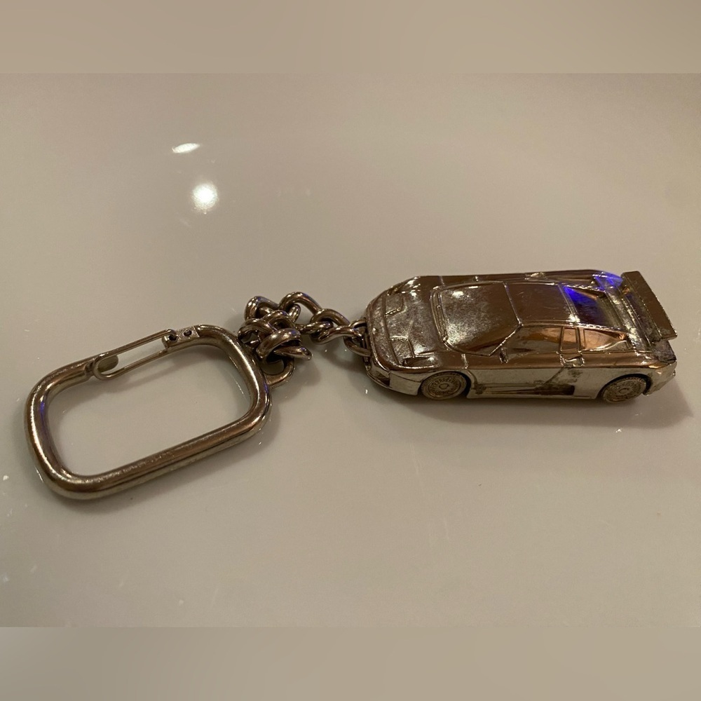Vintage Bburago Ferrari F40 Chrome Car Keychain 1:87 Scale Italy RARE